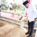 Upacara Militer Pemindahan Makam Alm. Peltu Dada Hada Hardiana (Ayah Bupati Bogor Terpilih) berlangsung hikmat