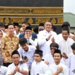 Wakil Presiden RI Berikan Bantuan 200 Buku untuk para Siswa Al-Madinah. 