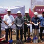 Bupati Bogor Bersama Menteri Koperasi RI Lakukan Peletakan Batu Pertama Koperasi Kelurahan Merah Putih Pertama Di Kabupaten Bogor 