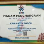 Pemkab Bogor Raih Dua Penghargaan Sekaligus Sebagai Mitra Kerja Terbaik dari BKN