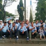 Bulan Penuh Berkah ini Pengurus harian Senam Bogor Istimewa(SBI) Bagikan 200 Takjil di Setu Cibinong